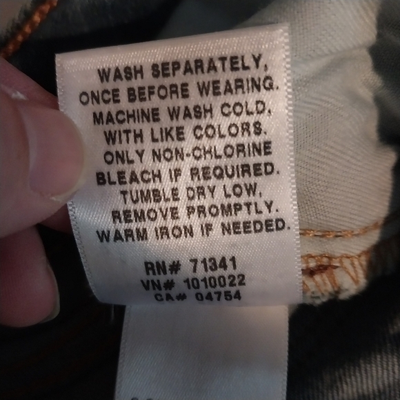 L.L. Bean True Shape denim classic fit straight leg jeans pants NEW size… - Picture 8 of 8